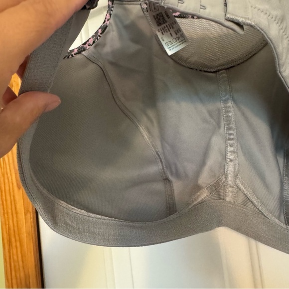 Glamorise MagicLift Seamless Wirefree Sports Bra - Picture 3 of 5